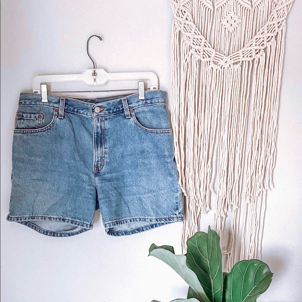 Vintage Levi’s Women’s Shorts